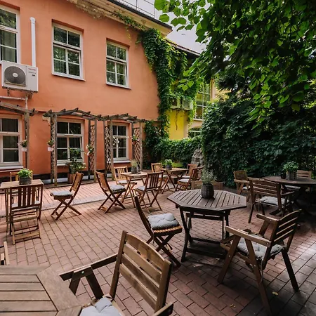 Готель Rinno 3*