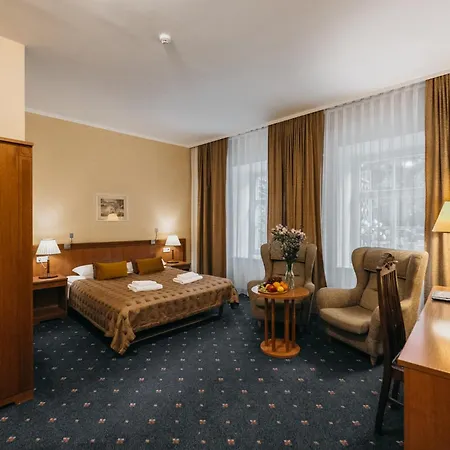 Hotel Rinno VNO